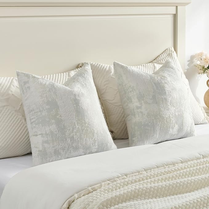 FUTEI Pack of 2 Faux Cashmere Jacquard Throw Pillow Covers 16x16 Inch Soft Marble Pattern Vintage Decorative Cushion Case Modern Farmhouse Accent for Couch Bed Living Room, Light Blue White