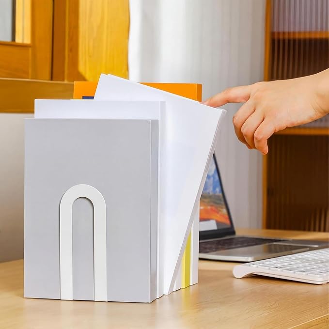 Chunful 2 Pcs White Modern Metal Book Ends for Shelves Decorative Small Bookends Book Shelf Organizer Minimalist Design Stopper to Hold Books for Home Office (5.5 * 3.75 * 2.25inch)