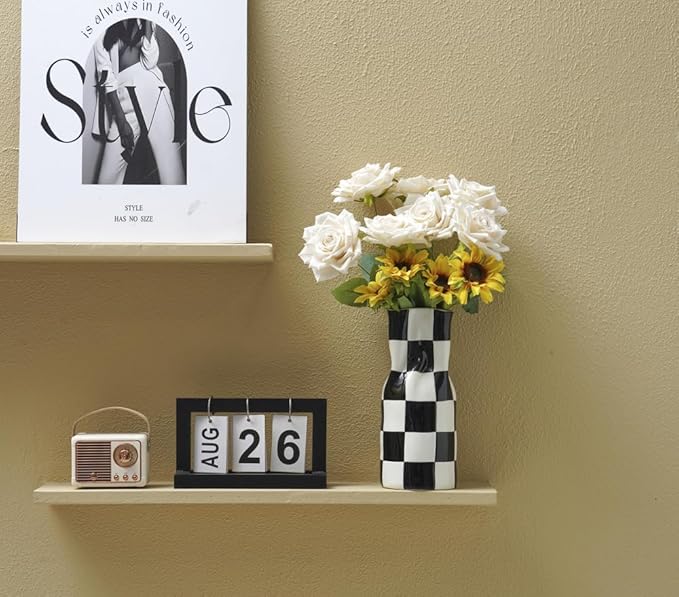 Ceramic Modern Checker Vase for Home Decor, Aesthetic Decoration for Livng Room, Bedroom, Kitchen, Minimalism Abstract Flower Vase Boho Chi, Wabi-Sabi, Hand-Pinched Pottery