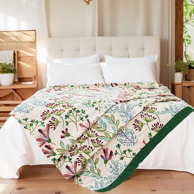 VANJOROY Boho Throw Blanket, 100% Organic Cotton Breathable Ultra Soft 91" x 108" King Bed Quilt Throw - All Season Floral Rustic Farmhouse Decor Luxury Blanket for Sofa Couch Chair and Gift