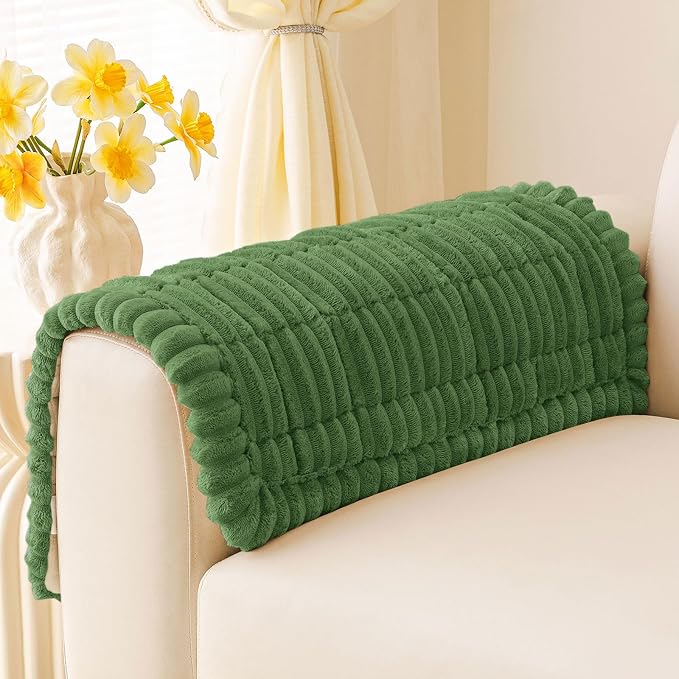 Smiry Couch Cover for Dogs, Non Slip Washable Sofa Protector for Pets, Soft Furniture Cover for Pet, Stylish Sofa Covers, Cozy Protect Against Fur, Dirt & Everyday Messes (Olive Green, 27.6" x 27.6")
