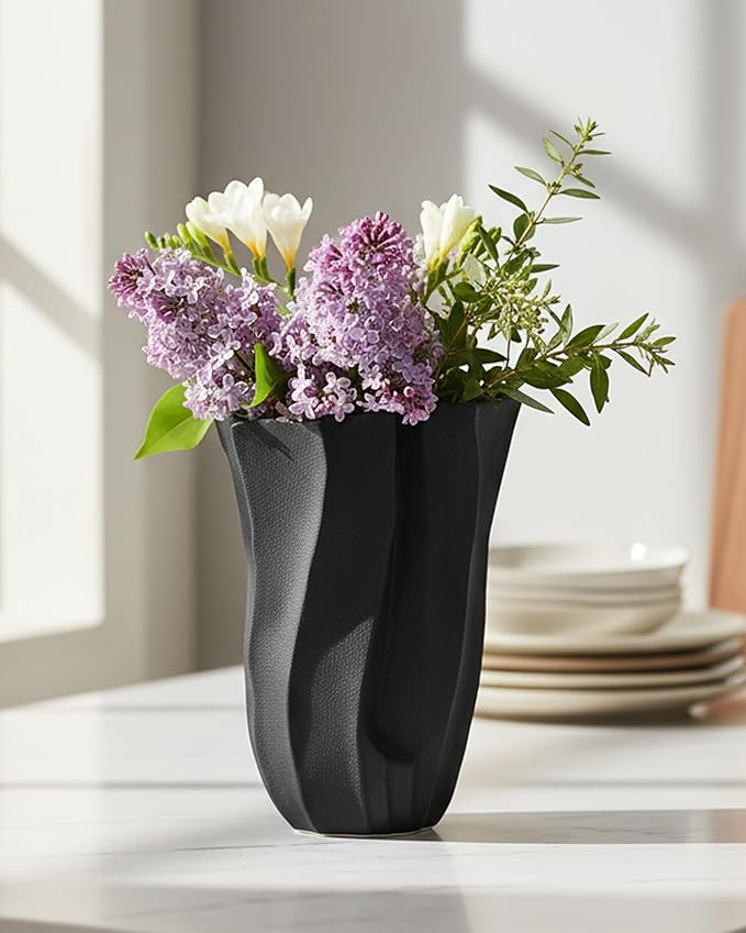 Black Matte Ceramic Vase, OOSTONEE Organic Flower Shape Unique Flower Vase, Nordic Modern Boho Decorative Style, Must-Have for Shelf, Home, Living Room, Bookshelf Decor, Coffee Table Centerpiece