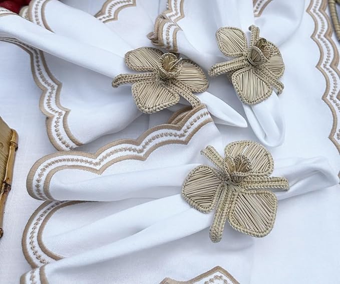 White Napkins with Gold Trim, 100% Cotton, Beige and White Scalloped Embroidery Cloth Napkins Washable Table Dinner for Hotel Restaurant Weddings Events Parties, Set of 4, 18x18