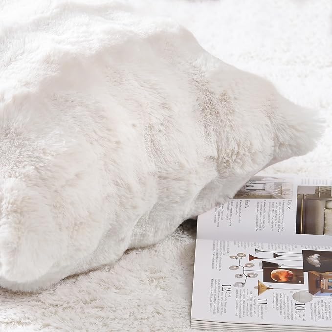 MADIZZ Pack of 2 Thick Plush Faux Wool Throw Pillow Covers Soft Boho Throw Pillows Luxurious Cushion Covers for Couch Sofa Bedroom Living Room Home Decor 12x20 Inch Cream