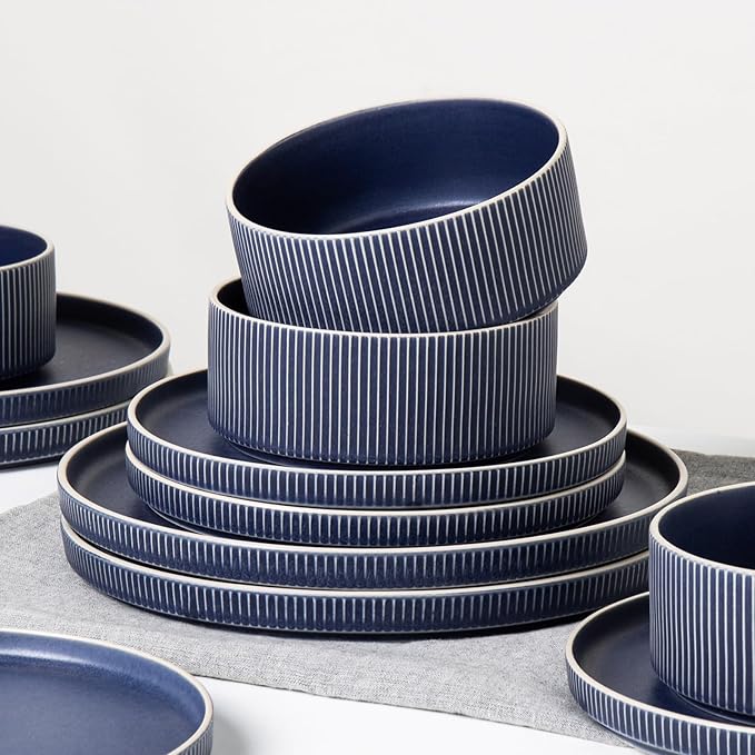 Dinnerware Set Service for 6, 18-Piece Ceramic Plates and Bowls Set, Chip & Scratch Resistant, Microwave and Dishwasher Safe, Modern Minimalist Tableware for Everyday Use, Matte Blue