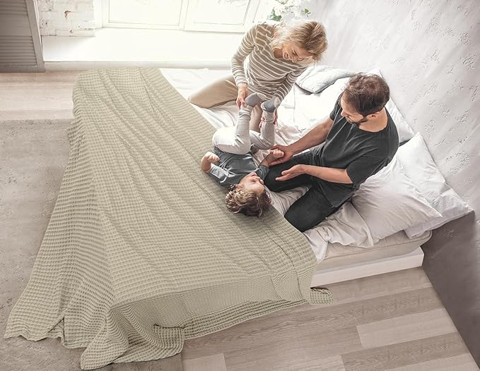 Utopia Bedding 100% Cotton Waffle Weave Blanket Twin Size for Bed - Lightweight, Breathable Summer Blankets for Couch Sofa Soft and Cozy, Gift for Mother’s Day Home Decor (Khaki, 90x72 Inch)