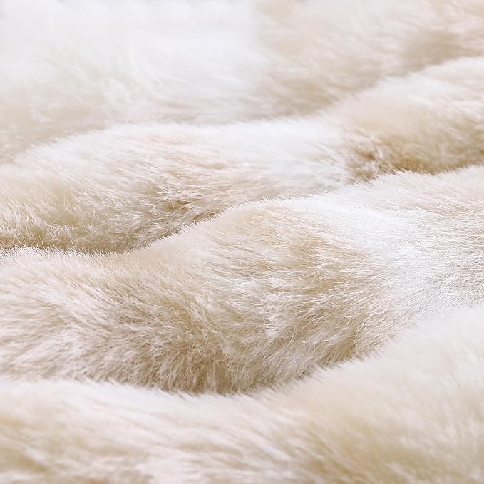 MADIZZ Pack of 2 Thick Plush Faux Wool Throw Pillow Covers Soft Boho Throw Pillows Luxurious Cushion Covers for Couch Sofa Bedroom Living Room Home Decor 16x16 Inch White Beige