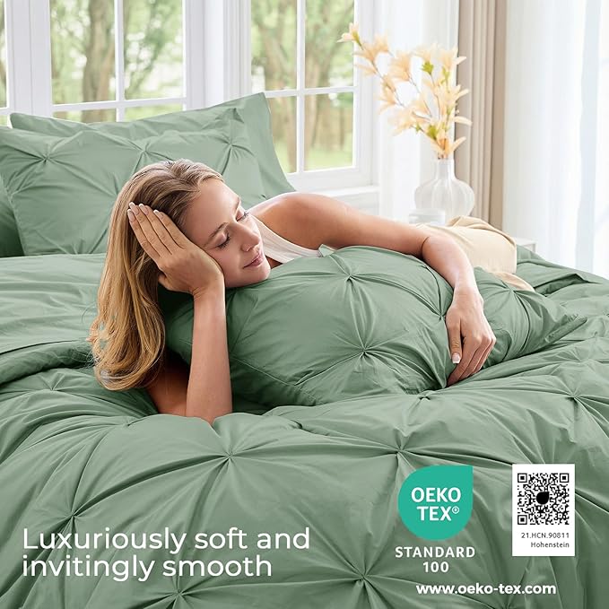 Sasttie Queen Comforter Set, 7-Piece Bed in a Bag, Pintuck Bedding Sets for All Season, Includes Comforter, Flat Sheet, Fitted Sheet, Pillowcases and Pillowshams, Sage Green