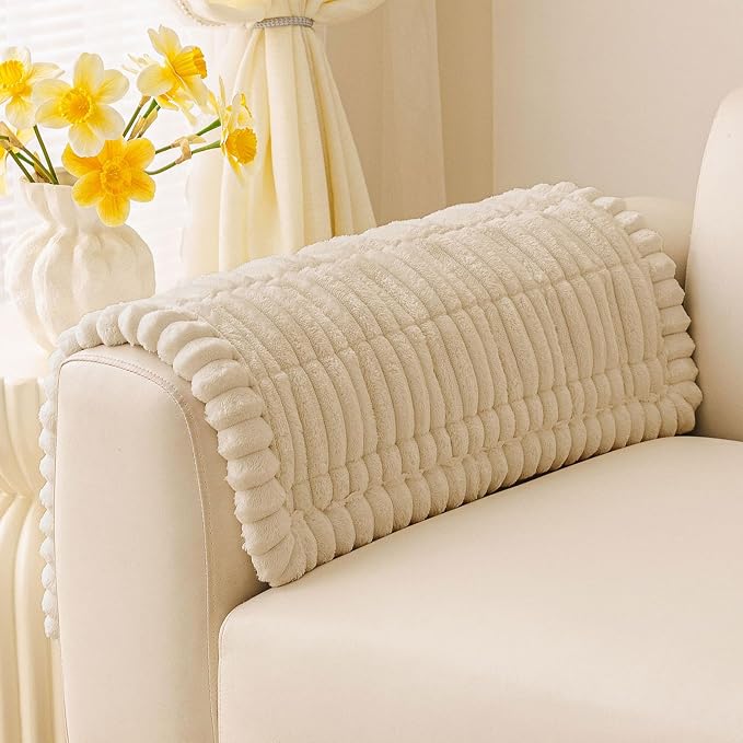 hyha Couch Cover for Dogs Washable, Non Slip Thick Flannel Sofa Protector, Pet Friendly Plush Furniture Cover for Sectional Sofa & Loveseat (Apricot, 35.4" x 35.4")