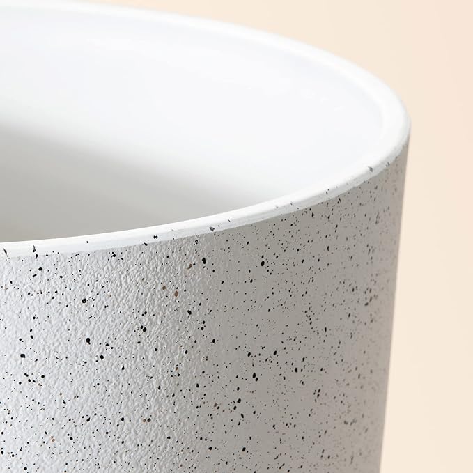 LA JOLIE MUSE Flower Pots Outdoor Garden Planters, Indoor Plant Pots with Drainage Holes, Plastic, Speckled White, Set 2 (7.5 + 7.5 Inch)