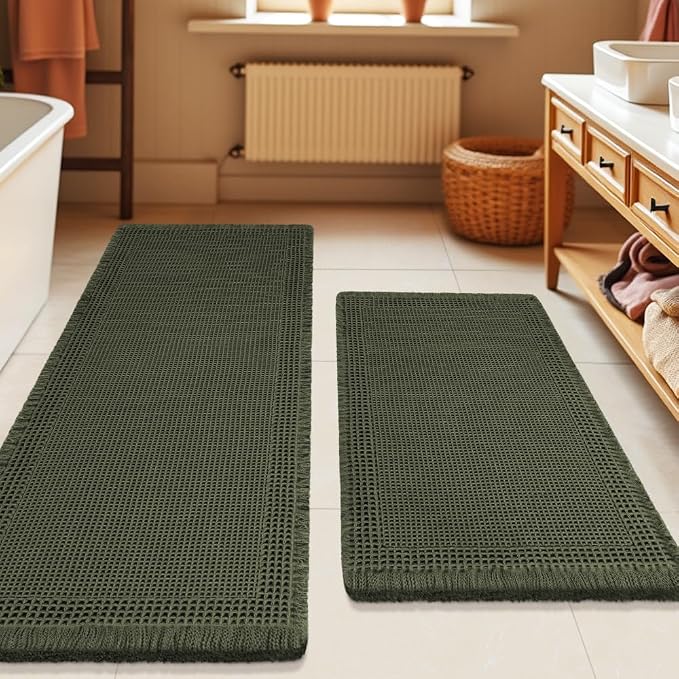 Waffle Bath Mat Set 2 Piece, Boho Woven Modern Bath Rug Absorbent Non Slip, Soft Bathroom Mats, Machine Washable Knit Bath Rugs with Border for Bathroom, Bedroom, Kitchen, Shower, Tub, Dark Green