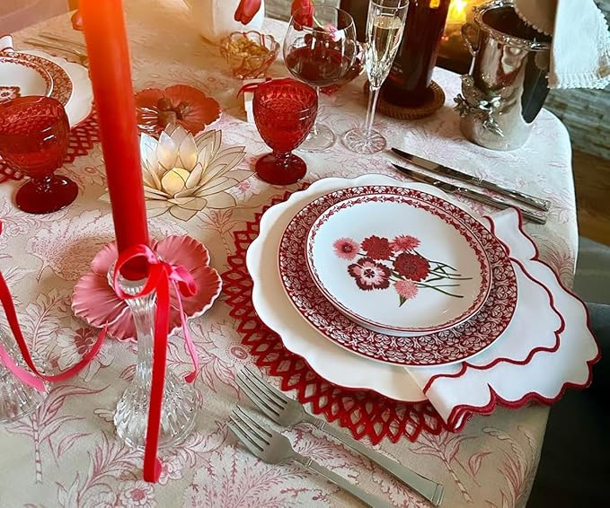 Red and White Napkins, Scalloped Napkins Cloth, 100% Pure Cotton, Embroidered Napkins, White Linen Napkins, Set 4 Wedding Napkins, Farmhouse Dinner Napkins Washable, White Napkins with Red Trim 18x18