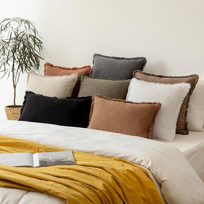 Foindtower Set of 2 Decorative Linen Fringe Throw Pillow Covers Cozy Farmhouse Boho Cushion Cover with Tassels Soft Accent Pillowcase for Couch Sofa Bed Living Room Home Decor 20×20 Inch Light Brown