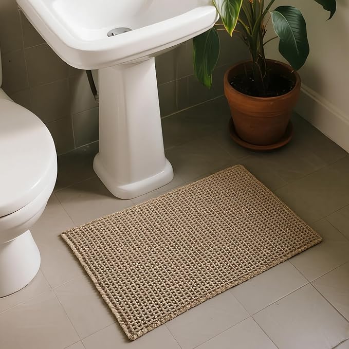 Triohero Waffle Bath Mat, Boho Bathroom Rugs Non Slip Washable, Ultra Soft Super Absorbent Quick Dry Farmhouse Bathroom Decor, 20" x 30", Beige