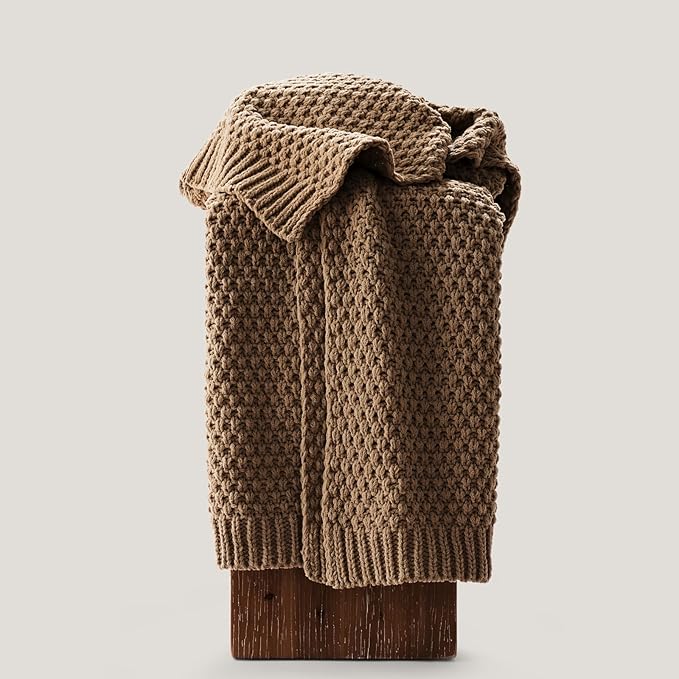 EVERGRACEHOME Chunky Chenille Knit Throw Blanket for Couch, Soft Luxurious Moss Stitch Blankets for Bed, Cozy Decorative Farmhouse Knitted Throws for Sofa, Camel Brown, 60" x 80"