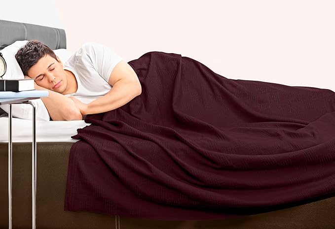 Utopia Bedding 100% Cotton Thermal Blanket Burgundy King Size Soft, Lightweight, Breathable, Cozy Spring and Summer Blankets for Bed, Home Room Decor Gifts for Women and Men (90x108 Inches)
