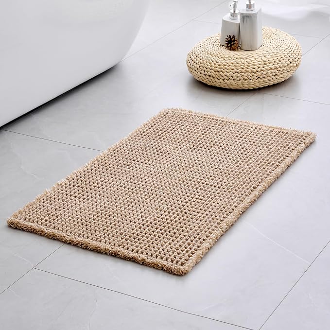 Disolla Waffle Bath Mat, Non Slip Absorbent Small Bathroom Rug, Machine Washable Quick Dry Ultra Soft Bathroom Floor Mat, Brown/White Bath Rug for Tub Shower, 20''x32''