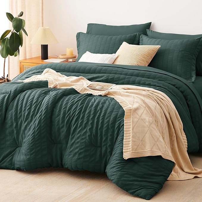 CozyLux Twin Comforter Set with Sheets 5 Pieces, Emerald Green Seersucker Textured Bed in a Bag for Bedroom, Luxury Bedding Sets with Down Alternative Comforter, Sheets, Pillowcase & Sham All Seasons