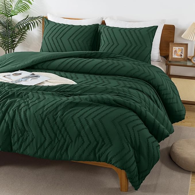 Andency Emerald Green Oversized Super King Plus Comforter Set 128x120, Extra Large King Size Comforter Oversize Boho Soft Warm Bedding Comforter Sets, 3 Pieces Aesthetic Chevron Textured Bedding