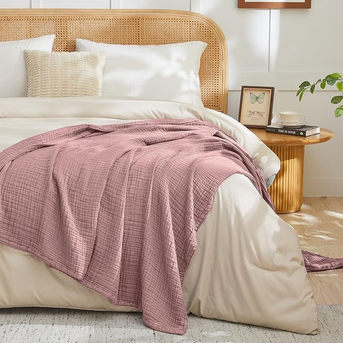EMME Cotton Muslin King Blanket Big Oversized Bed Layering Bedspread Coverlet Breathable Gauze Soft Lightweight Blankets (Dusty Pink, 120"x94")