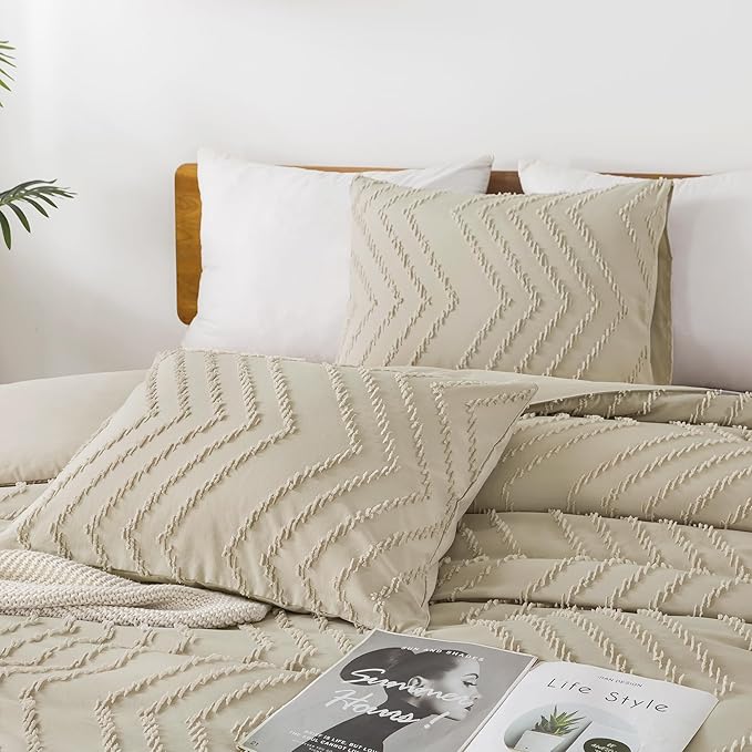 Andency Light Khaki California King Comforter Set, Boho Cal King Soft Warm Tufted Neutral Bedding Comforter Sets, 3 Pieces Cali King Aesthetic Chevron Farmhouse Cute Bohemian Textured Bedding Set