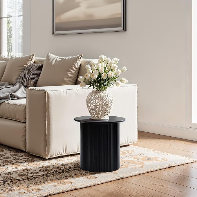LuxenHome 15" Extra Small Black End Table, Fluted Side Tables for Living Room, Modern Round Side Table for Small Spaces, Wooden Accent Table