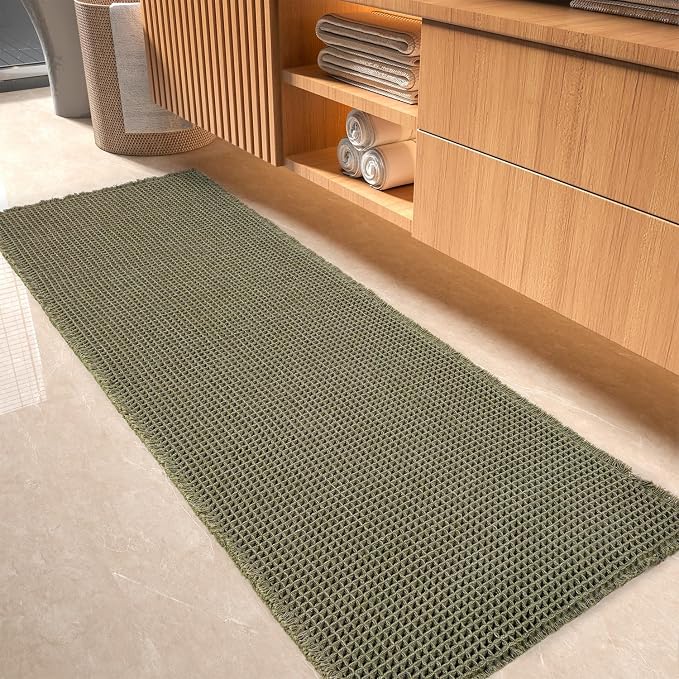 tchdio Waffle Bath Mat-Runner Rug, Super Absorbent Non Slip Bath Mats for Bathroom Machine Washable Long Rugs with Tassels, Bath Rugs for Bathroom Floor Beside Tub, 2' x 4'(24" x 48"), Green