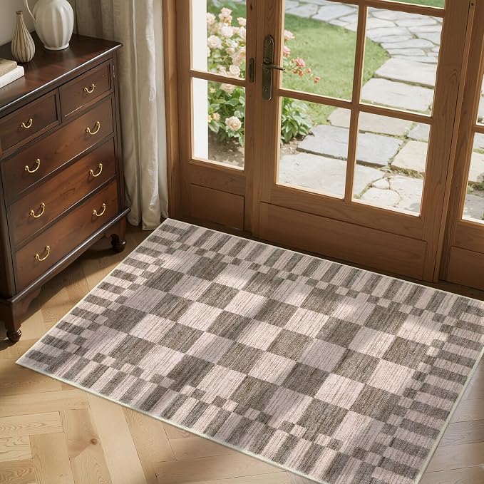 GarveeHome Brown Checkered Rug 2x3 Washable Rug Non-Slip for Entryway, Geometric Tan Brown Print Soft Low-Pile Small Area Rugs,Beige Neutral Modern Geometric Rugs for Kitchen