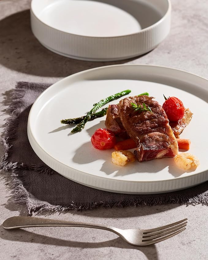 Famiware Star Dinnerware Sets, Plates and Bowls Set for 4, 12 Pieces Ribbed Dishes - Chip and Scratch Resistant, Microwave and Dishwasher Safe Tableware, Matte White