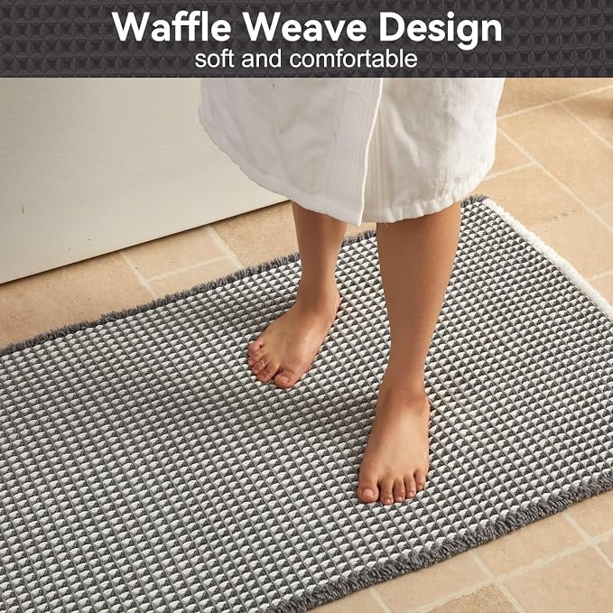 Triohero Waffle Bath Mat, Small Boho Bathroom Rugs Non Slip Washable, Ultra Soft Super Absorbent Quick Dry Farmhouse Bathroom Decor, 16" x 24", Grey & White