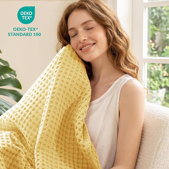 Exclusivo Mezcla Pre-Washed 100% Cotton Waffle Blanket Queen Size for Bed, 330GSM Lightweight Breathable Summer Blankets, Soft and Cozy, Home Decor, Yellow, 90x90 Inches