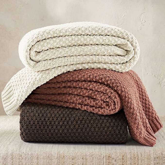 EVERGRACEHOME Chunky Polyester Knit Throw Blanket for Couch, Soft Luxurious Oversized King Moss Stitch Blanket for Bed, Large Cozy Farmhouse Knitted Throw for Sofa, Terracotta Clay, 108" x 92"
