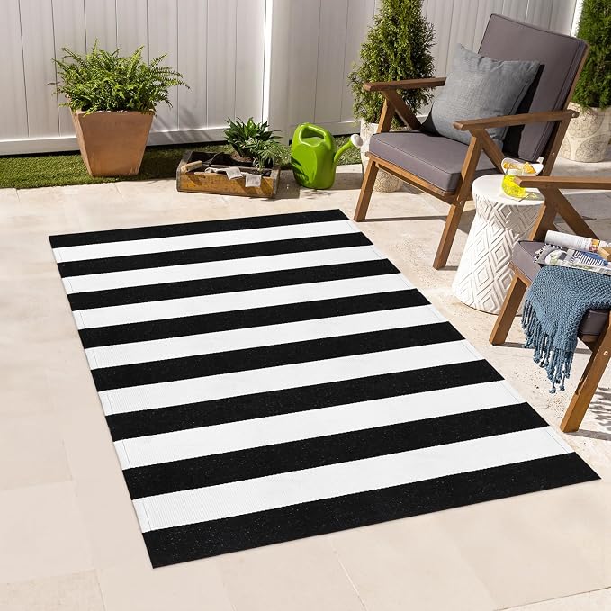 Striped Outdoor Rug 3'x5', Cotton Hand Woven Front Door Mat,Washable Reversible Outside Porch Rug, Foldable Layered Doormat for Entryway/Home Entrance/Farmhouse(Black and White)