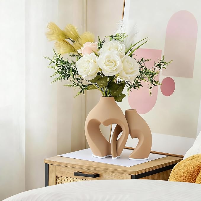 Zormon Brown Vases for Decor, Heart Shaped Ceramic Vase Set of 2, Nordic Heart Shaped Vases, Minimalist Decorative Vase for Table Centerpiece Wedding Dining Living Room Office House Decoration