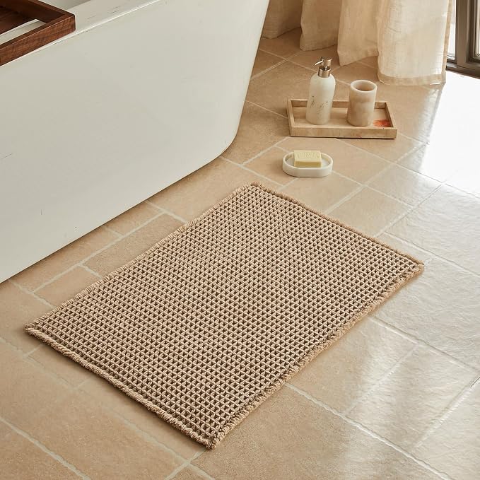 Triohero Waffle Bath Mat, Boho Bathroom Rugs Non Slip Washable, Ultra Soft Super Absorbent Quick Dry Farmhouse Bathroom Decor, 20" x 30", Beige