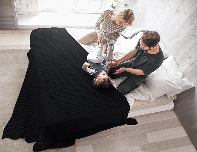 Utopia Bedding 100% Cotton Waffle Weave Blanket Queen Size for Bed - Lightweight, Breathable Summer Blankets Soft and Cozy, Gift for Mother’s Day Home Decor (Black, 90x90 Inch)
