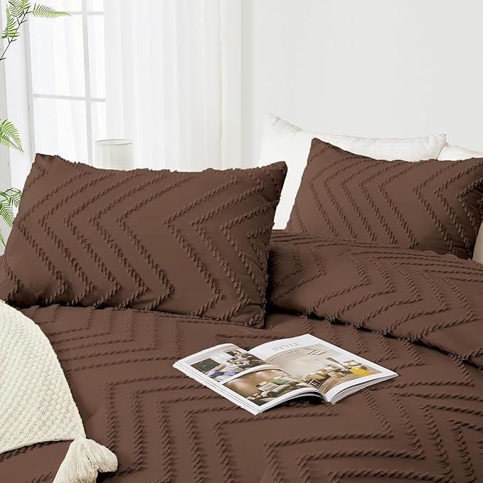 Andency Brown Twin/Twin XL Comforter Set, Twin Bed Comforter for College Dorm Girls Boys Kids Boho Soft Warm Cute Comforter, 2 Pieces Aesthetic Chevron Bohemian Bedding Set