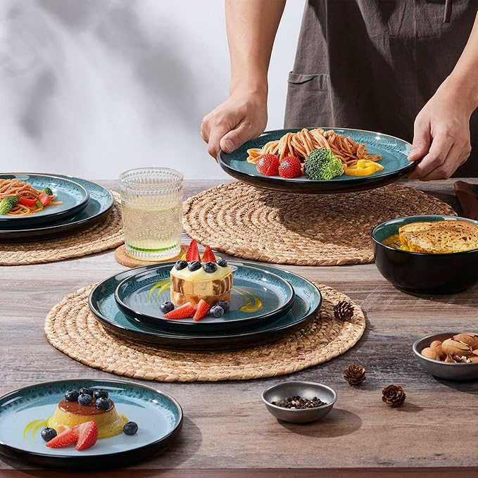 LIANYU Ceramic Dinnerware Sets for 4, 12 Piece Porcelain Stoneware Plates and Bowls, Scratch Resistant Round Kitchen Dishes Set, Dishwasher and Microwave Safe Dinning Ware Set, Pastel Turquoise