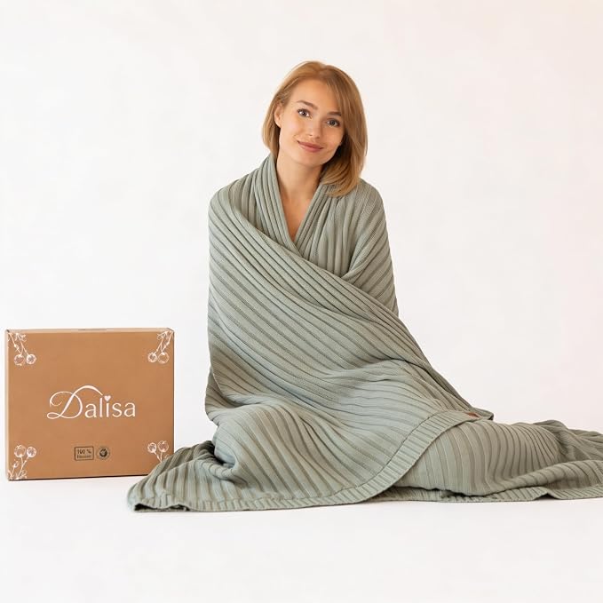100% Organic Cotton Knit Blanket Denise, Soft and Lightweight, Breathable All-Season Throw for Bed, Sofa, or Lounge Area -GOTS Certified-Perfect for Home and Bedroom Styling (Green, 60x80)