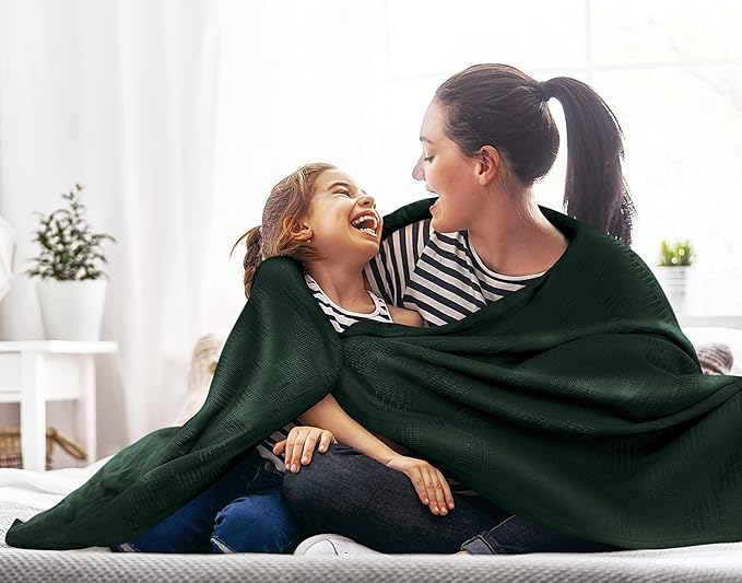 Utopia Bedding 100% Cotton Thermal Blanket Forest Green Twin Size Soft, Lightweight, Breathable, Cozy Spring and Summer Blanket for Couch & Sofa, Home Room Decor Gifts for Women and Men (90x72 Inches)
