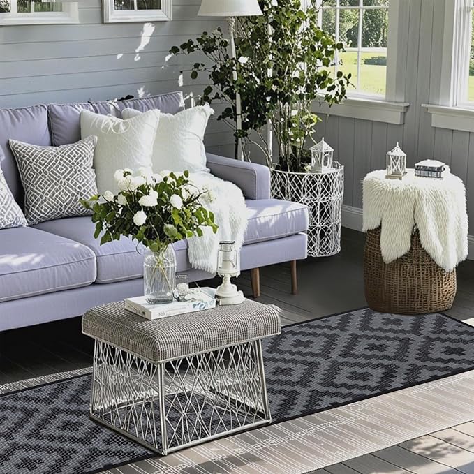 SAND MINE Waterproof Outdoor Rug, Plastic Reversible Rug, Modern Area Rug, Large Floor Mat for Outdoors, RV, Patio, Backyard, Deck, Picnic, Beach, Camping (2.5' x 8', Black Grey Lattice)