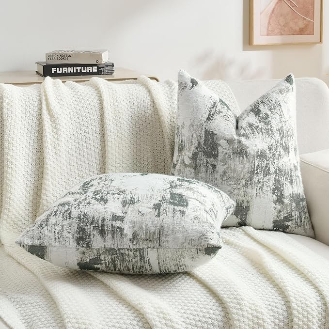 FUTEI Pack of 2 Faux Cashmere Jacquard Throw Pillow Covers 20x20 Inch Soft Marble Pattern Vintage Decorative Cushion Case Modern Farmhouse Accent for Couch Bed Living Room, Dark Green White
