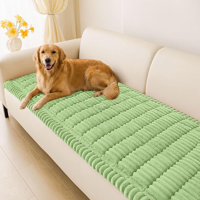 hyha Couch Cover for Dogs Washable, Non Slip Thick Flannel Sofa Protector, Pet Friendly Plush Furniture Cover for Sectional Sofa & Loveseat (Grass Green, 43" x 82.7")