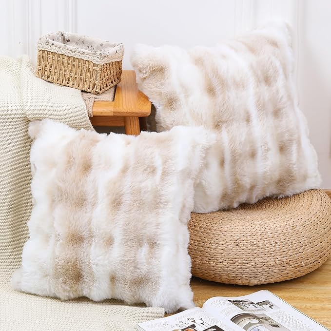 MADIZZ Pack of 2 Thick Plush Faux Wool Throw Pillow Covers Soft Boho Throw Pillows Luxurious Cushion Covers for Couch Sofa Bedroom Living Room Home Decor 22x22 Inch White Beige