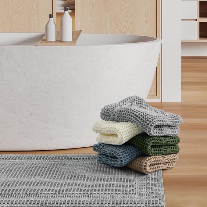 AMOAMI Waffle Bath-Mat, Absorbent Bath Mats for Bathroom Non Slip, Machine Washable Bathroom Rugs with Tassels Ultra Soft Boho Bath Rugs for Floor 24"x36" Grey