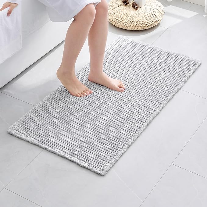 Disolla Waffle Bath Mat, Non Slip Absorbent Bathroom Rug, Machine Washable Quick Dry Ultra Soft Bathroom Floor Mat, Grey & White Bath Rug for Tub Shower, 24''x48''