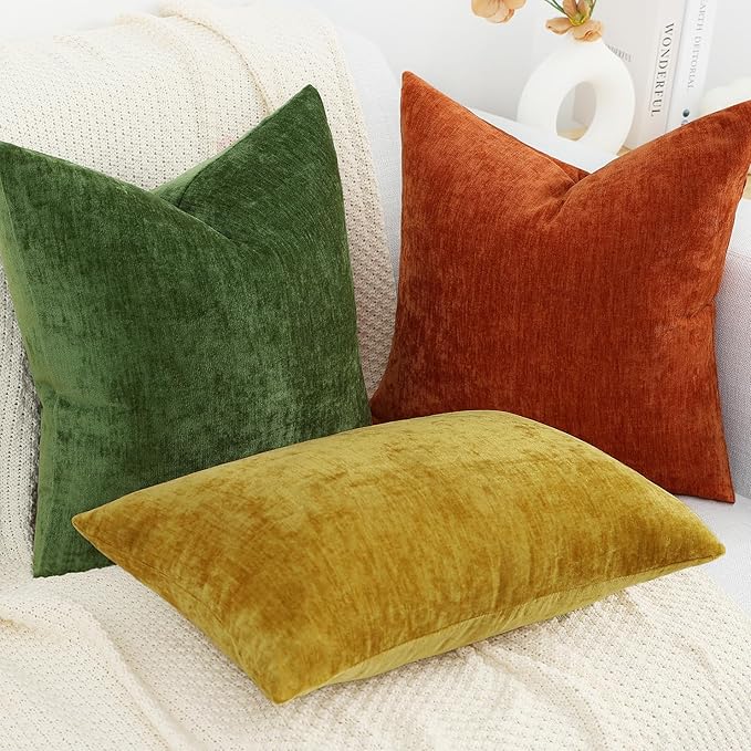 decorUhome Chenille Moss Green Throw Pillow Covers 22x22 Inch Set of 2, Decorative Soft Couch Pillow Covers Solid Dyed Accent Farmhouse Neutral Square Pillow Cases for Sofa