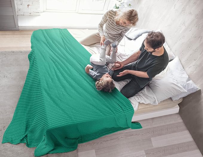 Utopia Bedding 100% Cotton Waffle Weave Blanket Queen Size for Bed - Lightweight, Breathable Summer Blankets Soft and Cozy, Gifts for Women Home Room Decor (Emerald Green, 90x90 Inch)