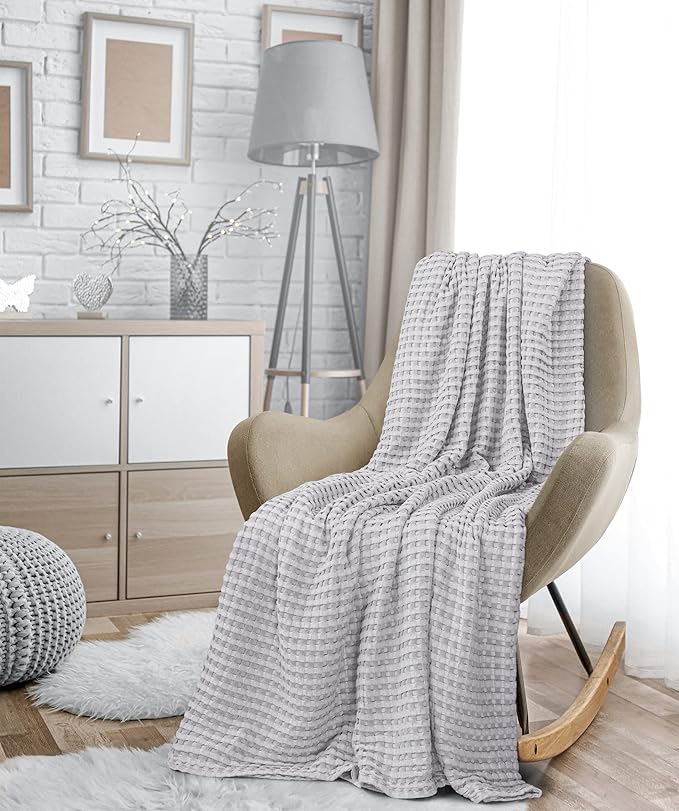 Utopia Bedding 100% Cotton Waffle Weave Blanket Queen Size for Bed - Lightweight, Breathable Summer Blankets Soft and Cozy, Gift for Mother’s Day Home Decor (Silver, 90x90 Inch)