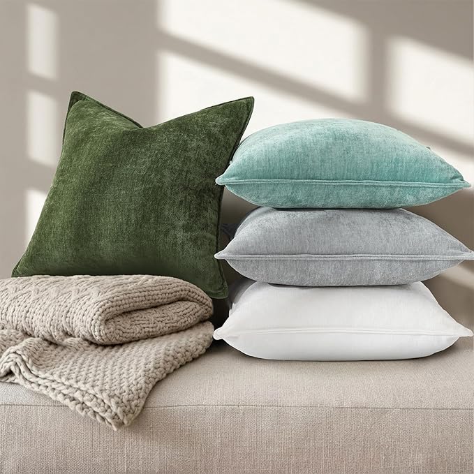 decorUhome Summer Couch Throw Pillow Covers 20x20 Set of 2, Decorative Soft Velvet Modern Cozy Chenille Pillow Cases with Elegant Design for Sofa Bed Living Room Home Decor, Moss Green